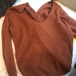 BRAND NEW! Crossback sweater😍